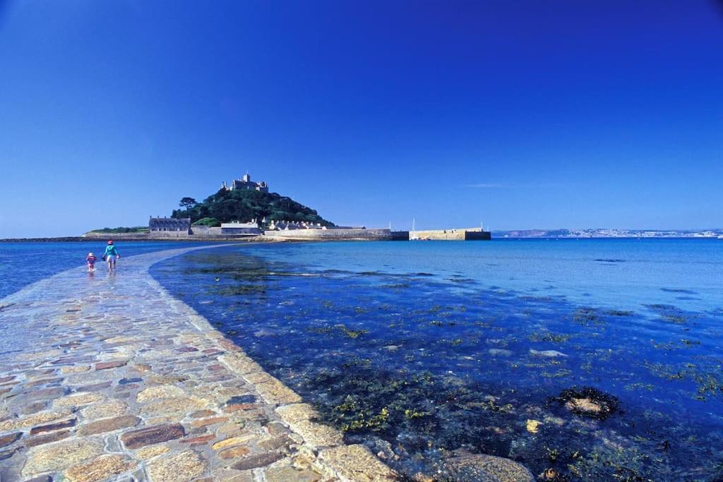 3-Bedroom Bungalow With Parking, Goldsithney, Penzance, Cornwall Perranuthnoe Екстериор снимка